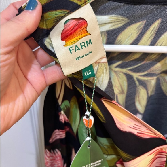 Farm Rio Black Surreal Flowers High Neck Midi Dress sz XXS NWT $260 - Picture 10 of 11